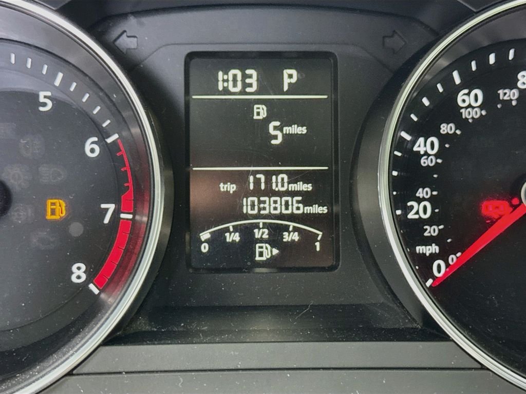 Used 2018 Pure White Volkswagen 1.4T S image 12