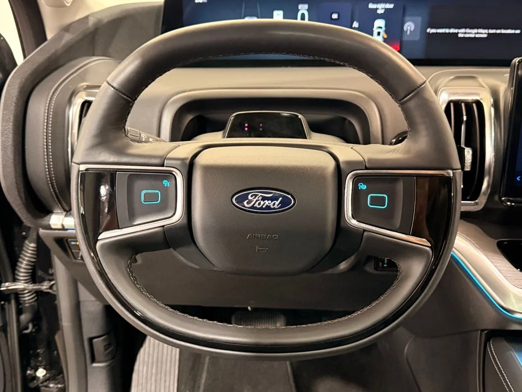 Used 2025 Black Ford Platinum image 23