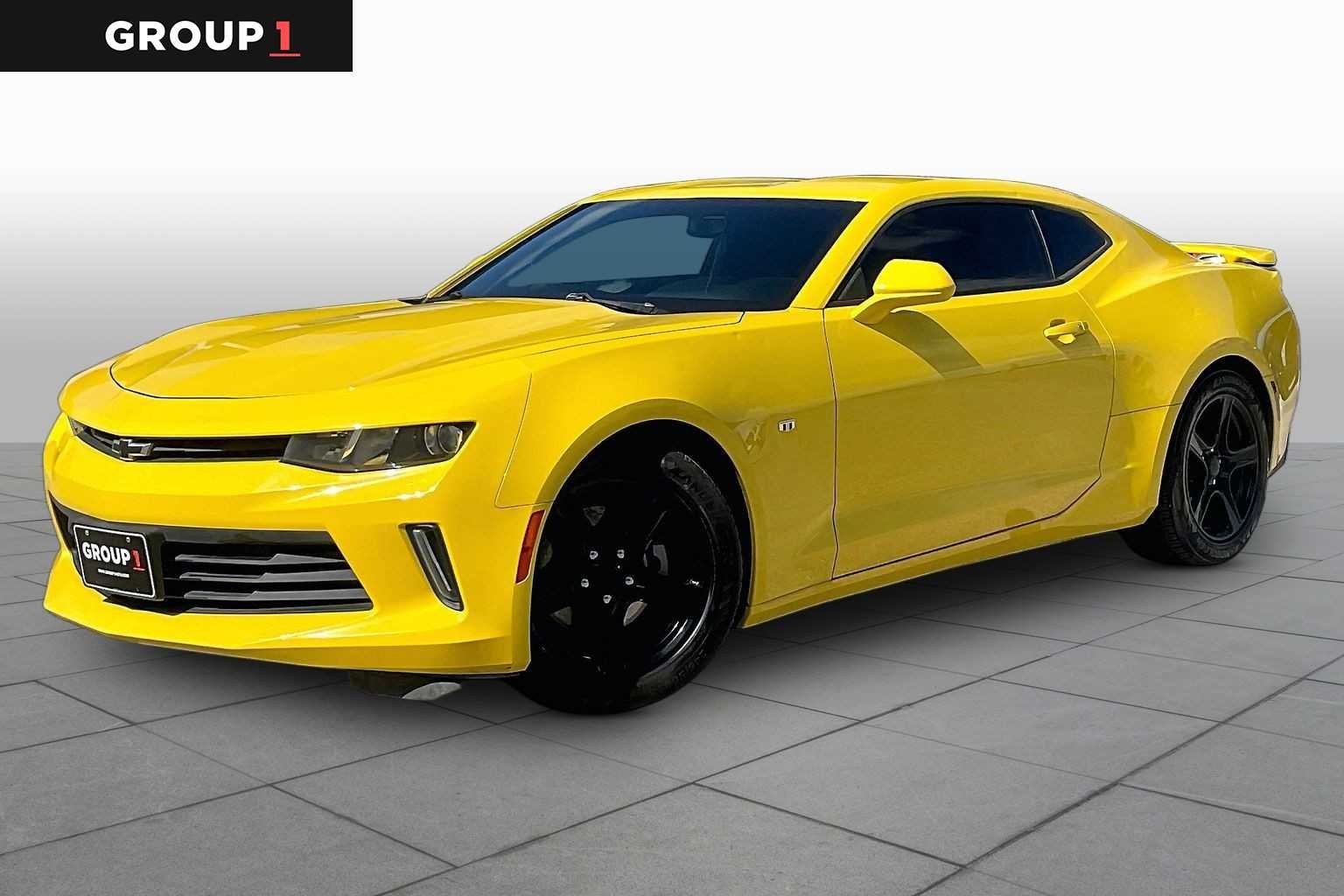 2018 Chevrolet Camaro 1LT RWD photo