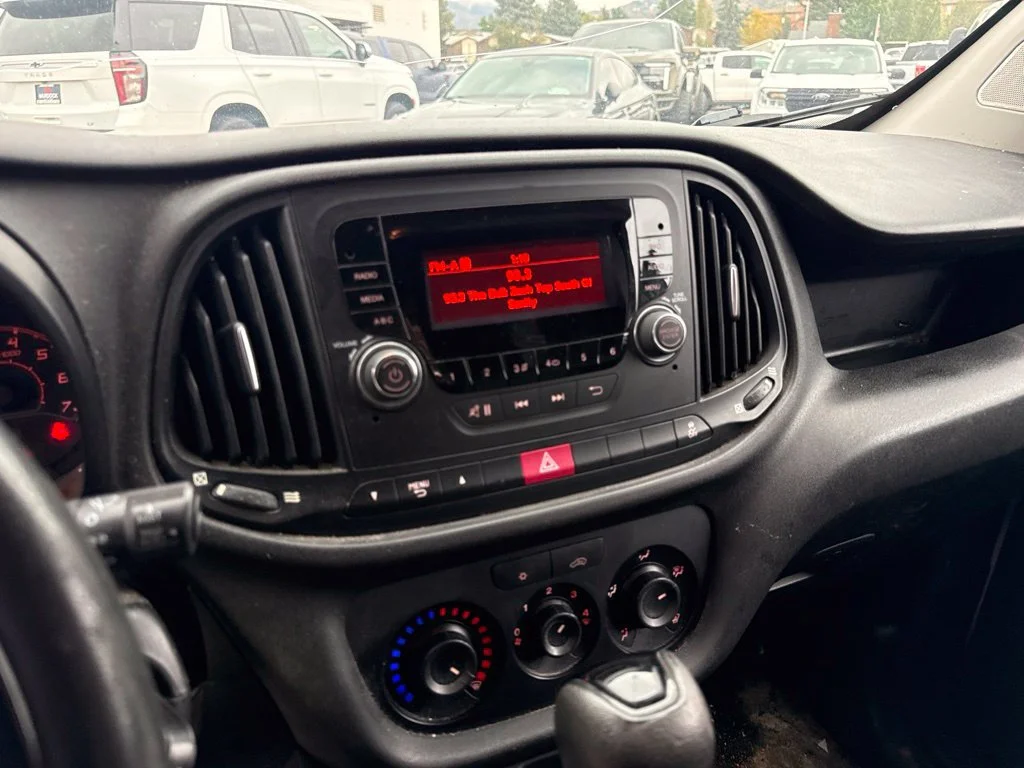 Used 2016 Bright White Ram Tradesman image 23
