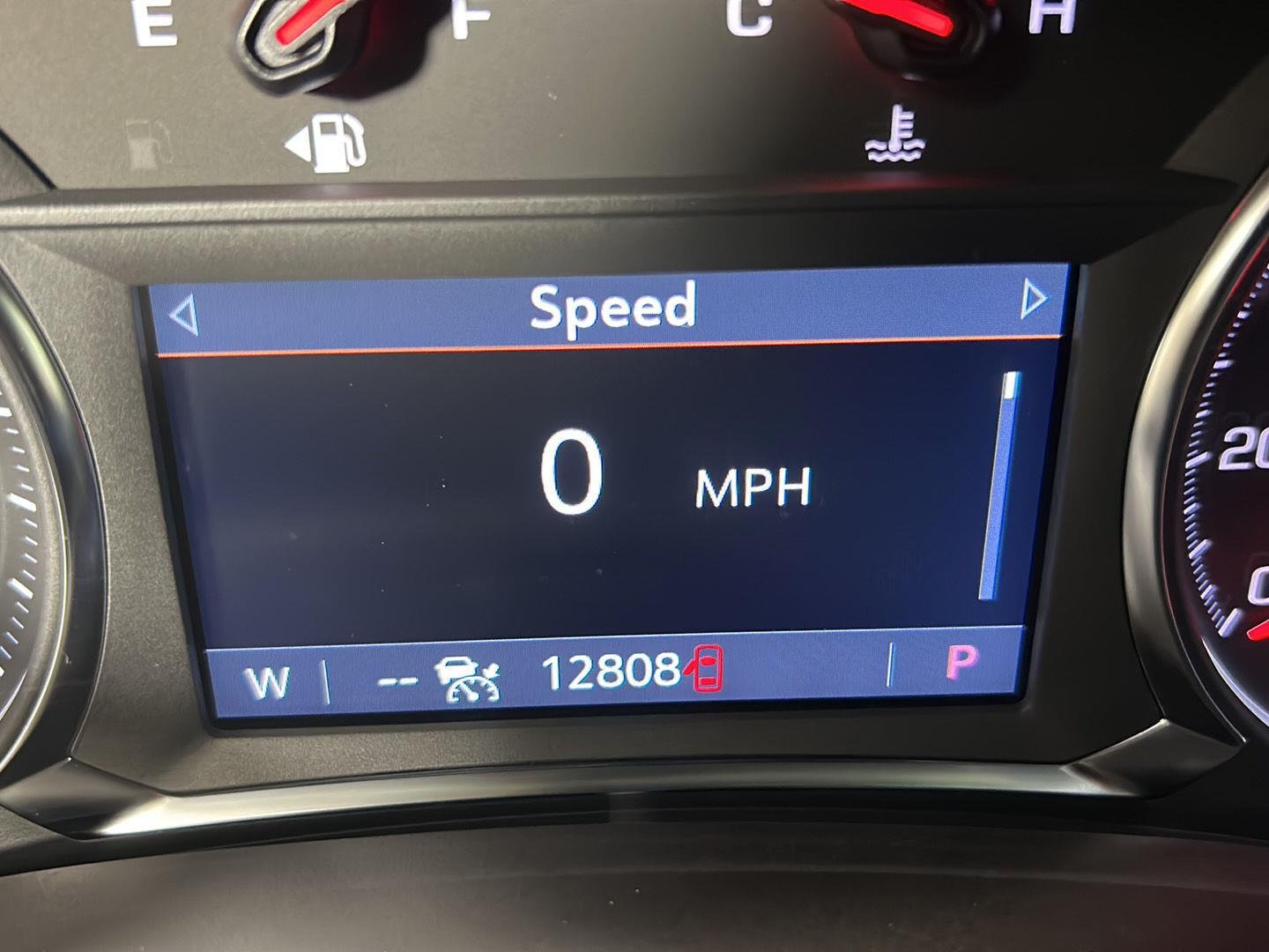 Used 2024 Sterling Metallic GMC AT4 image 17