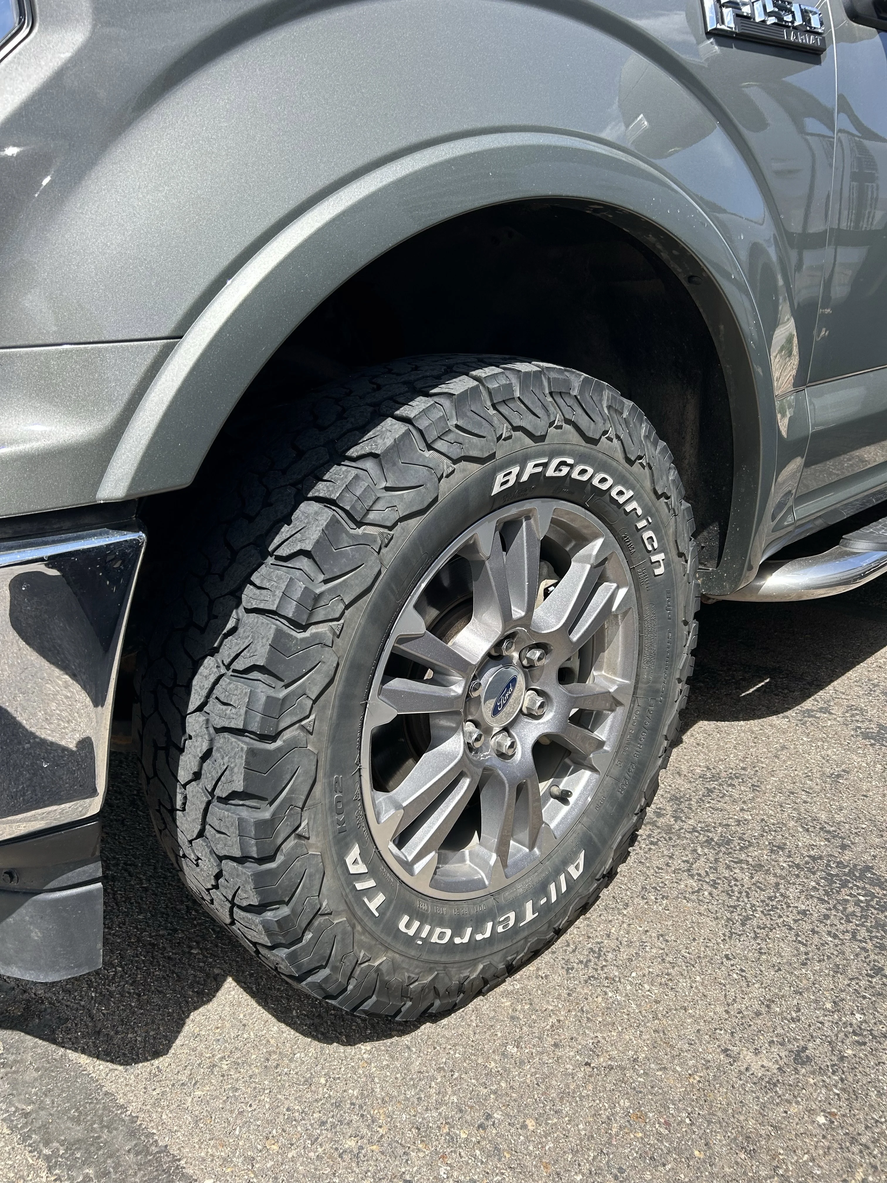 Used 2020 Gray Ford LARIAT image 20