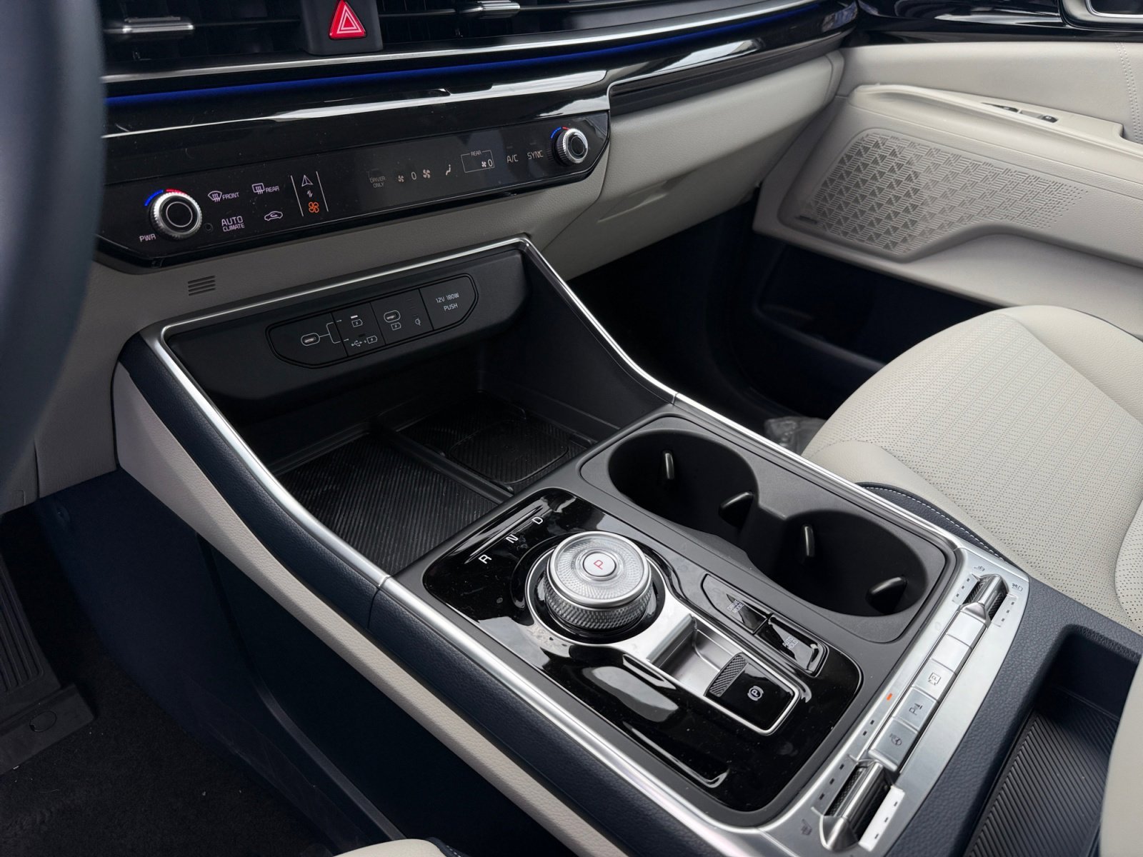 2026 Kia Carnival SX Prestige - Photo 13