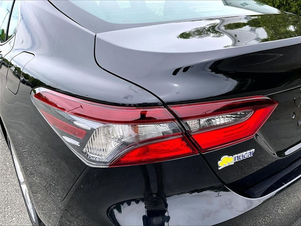 Used 2022 Black Toyota LE image 33