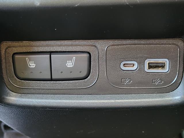 Used 2019 Silver Cadillac Premium Luxury image 15