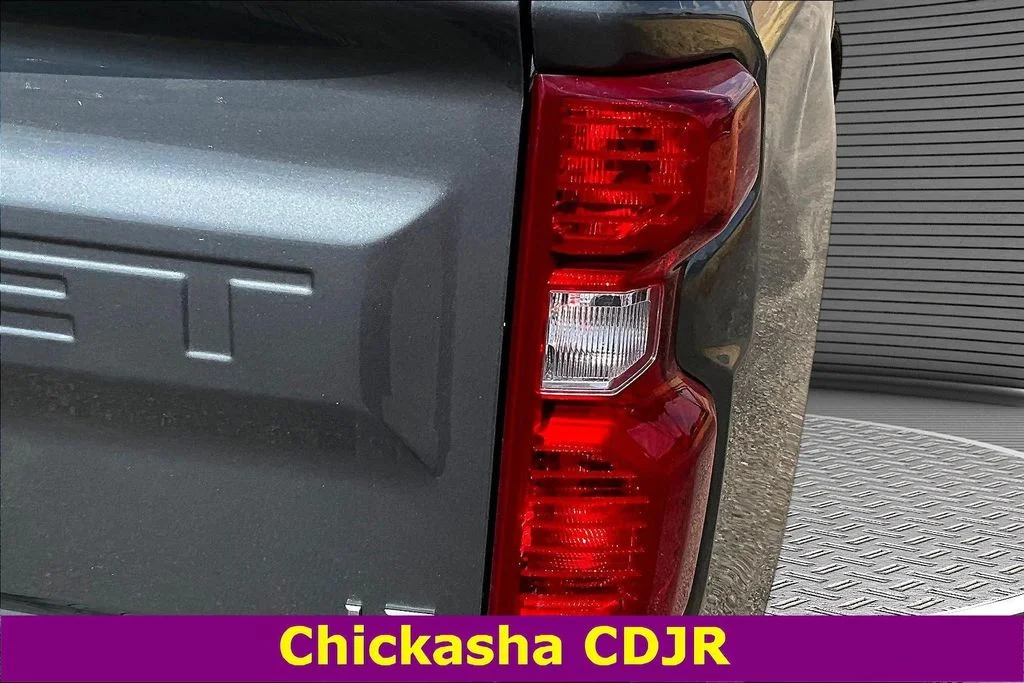 Used 2020 Gray Chevrolet LT image 23
