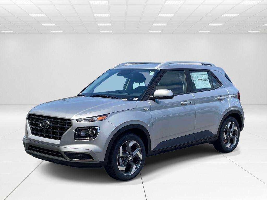 New 2026 Silver Hyundai SEL image 3