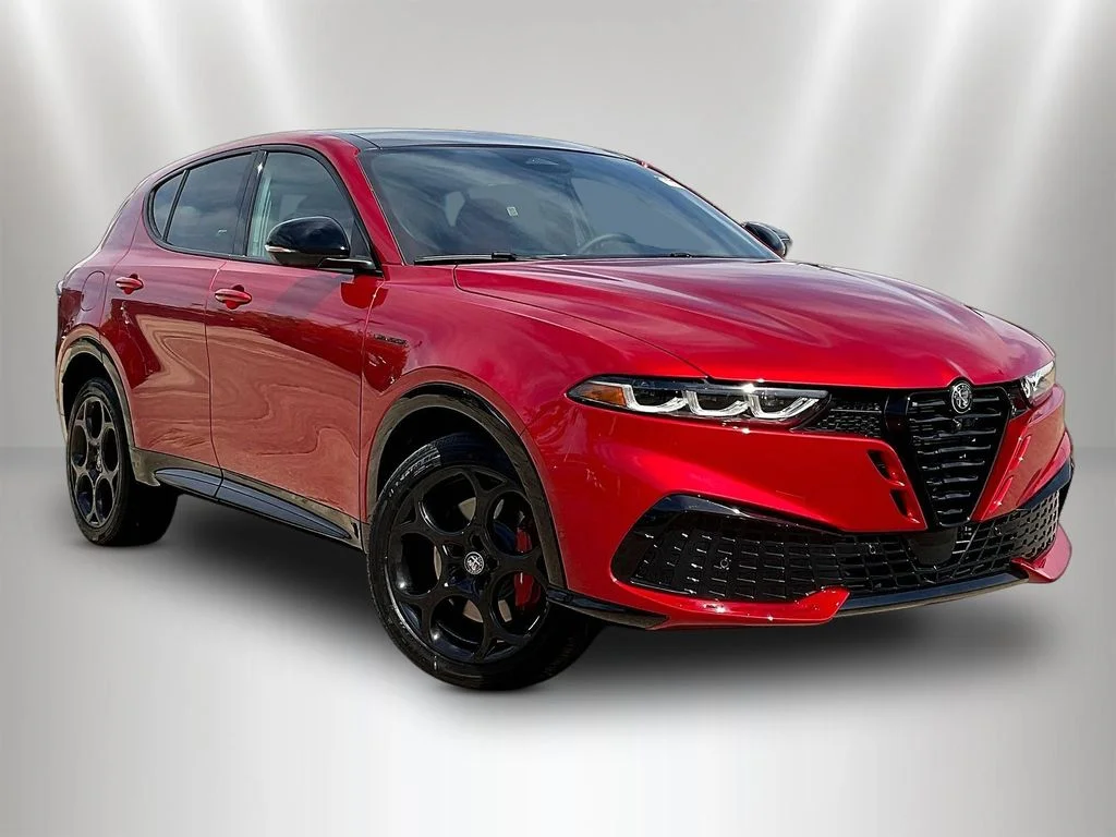 New 2026 Rosso Brera Alfa Romeo Base image 2