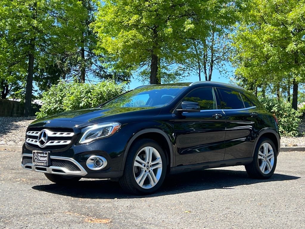 2020 Mercedes-Benz GLA GLA250 4MATIC's photo
