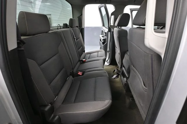 Used 2016 Silver Chevrolet LT image 35