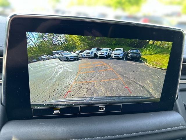 Used 2021 Black Chevrolet Z71 image 18