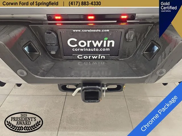 Certified Used 2021 Iconic Silver Metallic Ford Lariat image 18