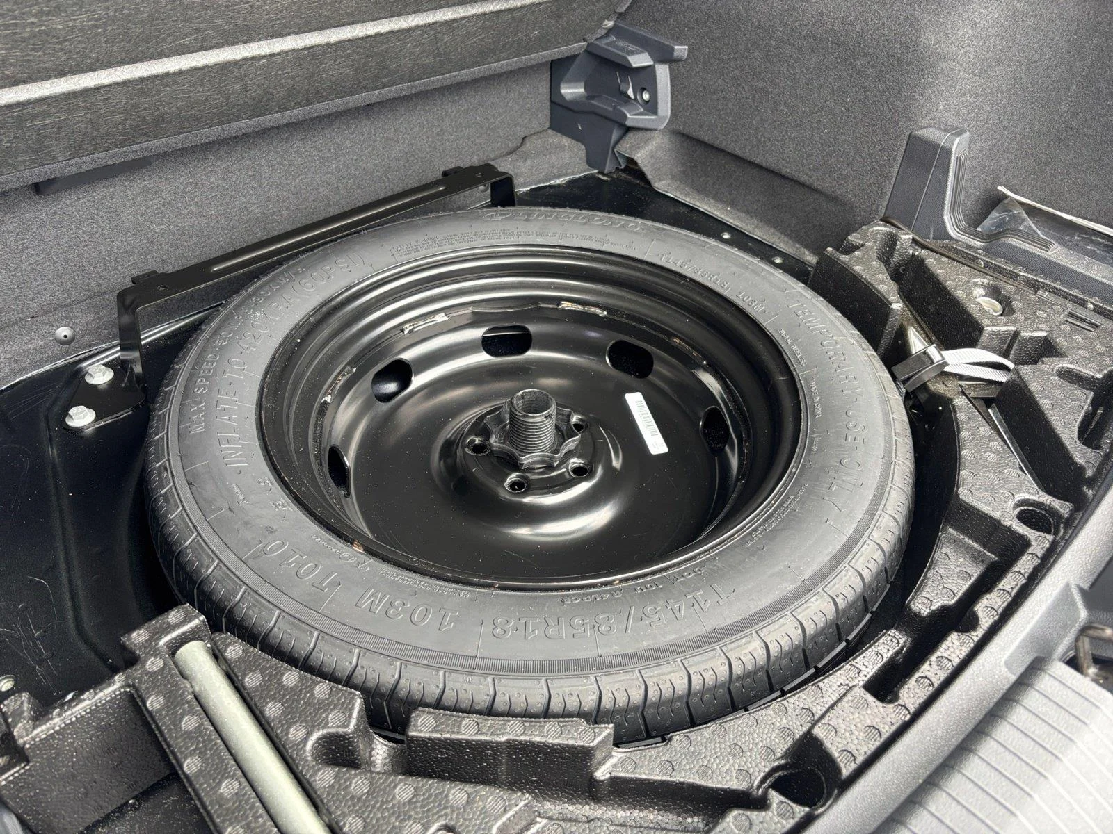 2023 Volkswagen Tiguan SE - Photo 46