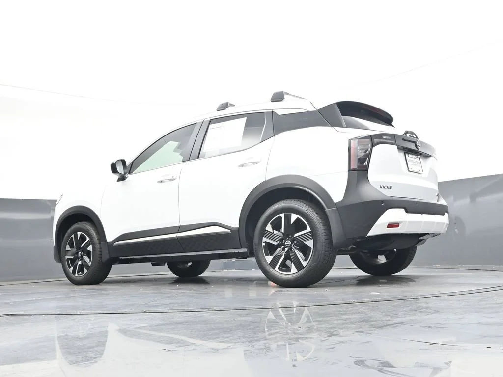 Used 2026 White Nissan SV image 39