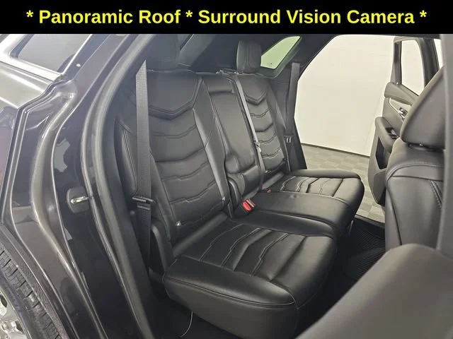 Used 2018 DARK GRANITE METALLIC Cadillac Platinum AWD image 26