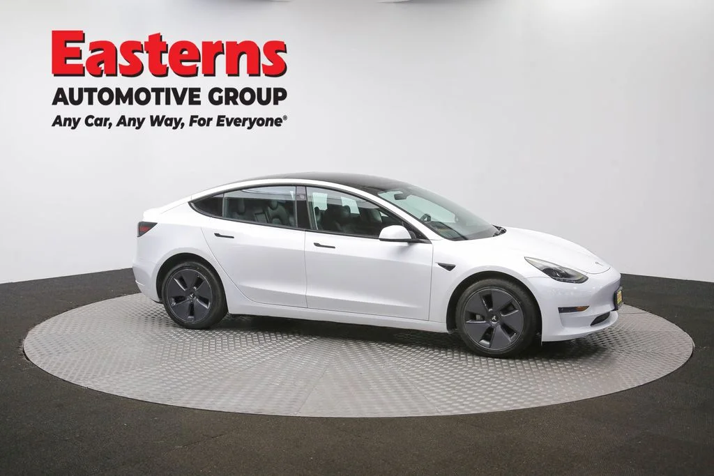 Used 2023 White Tesla Base image 41