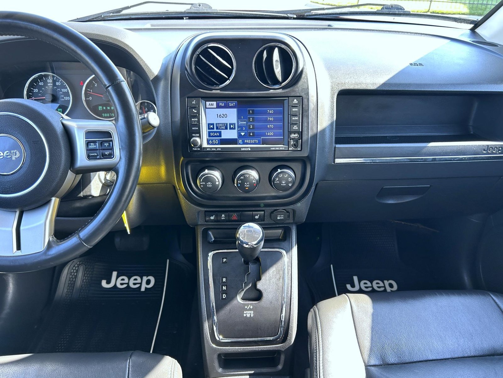 2011 Jeep Compass Limited - Photo 13