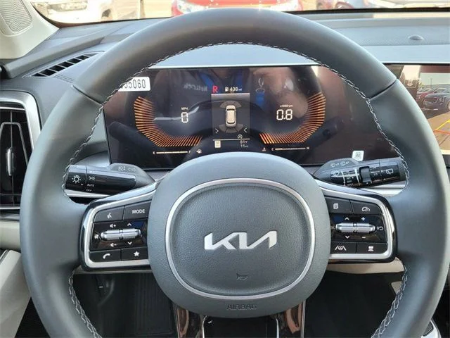 2025 Kia Sorento S - Photo 20