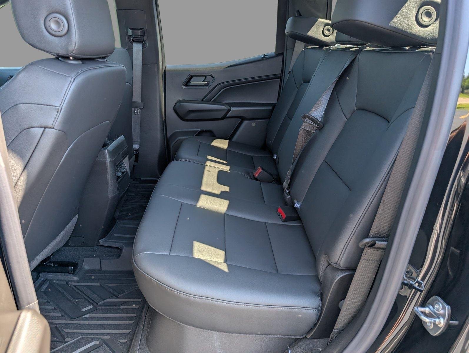 2026 Chevrolet Colorado Trail Boss - Photo 33