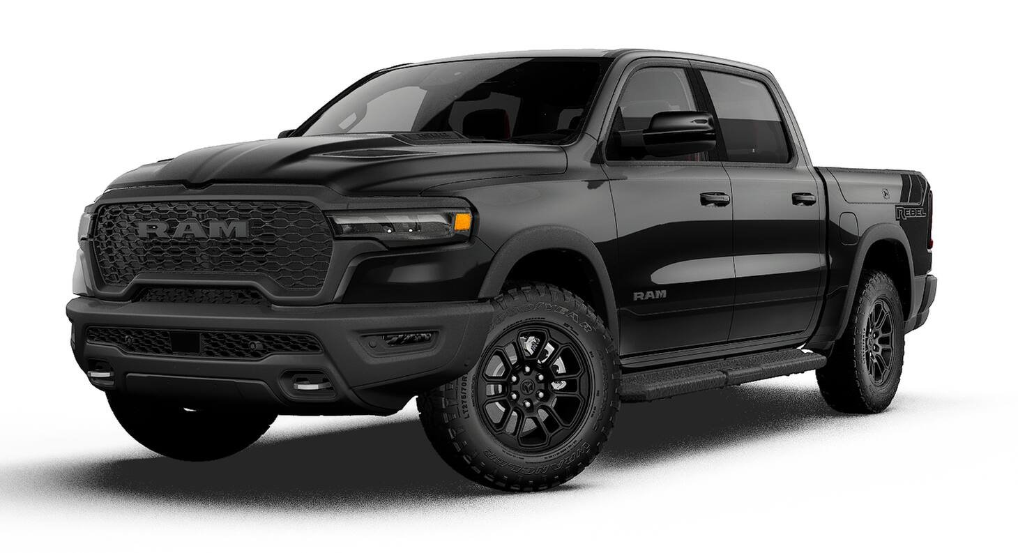 New 2027 Diamond Black Crystal Pearl-Coat Exterior Paint RAM 4WD CREW 5