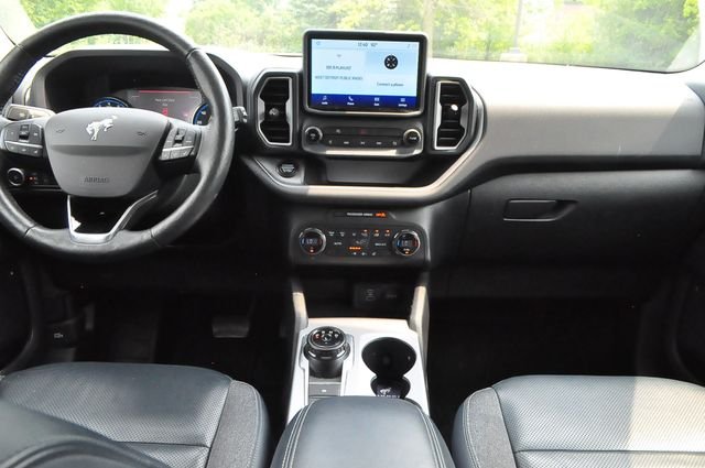 Used 2021 Green Ford Outer Banks image 17