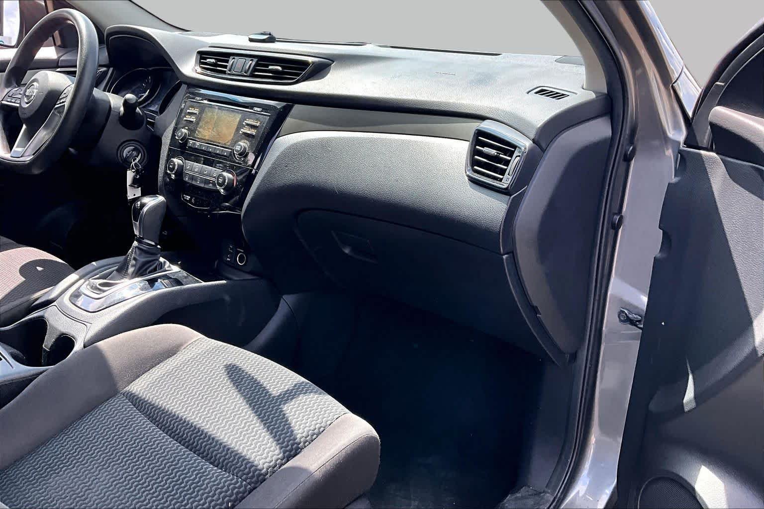 Used 2018 Gun Metallic Nissan S image 19
