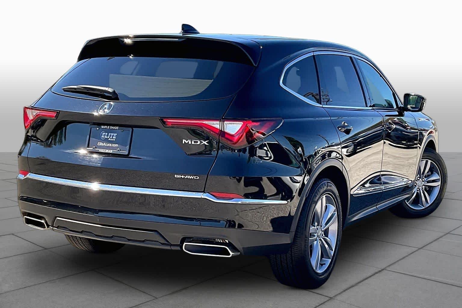 Used 2024 Majestic Black Pearl Acura  image 13