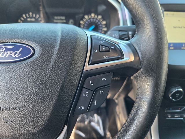 Used 2019 Gray Ford SEL image 18
