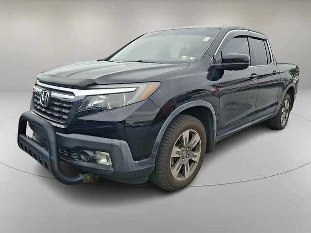 Used 2017 Black Honda RTL-T image 4