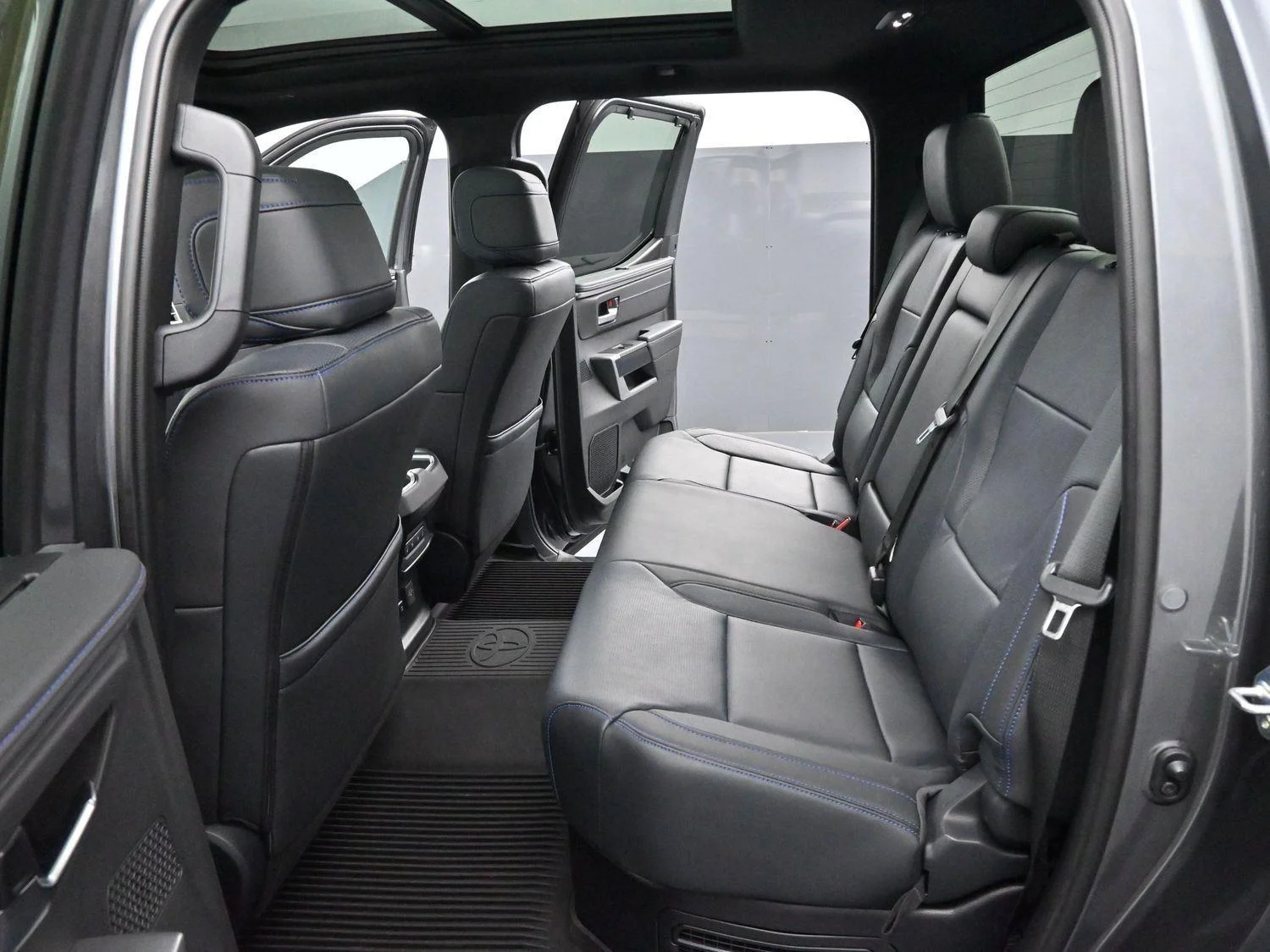Used 2025 Magnetic Gray Metallic Toyota Platinum Hybrid image 32