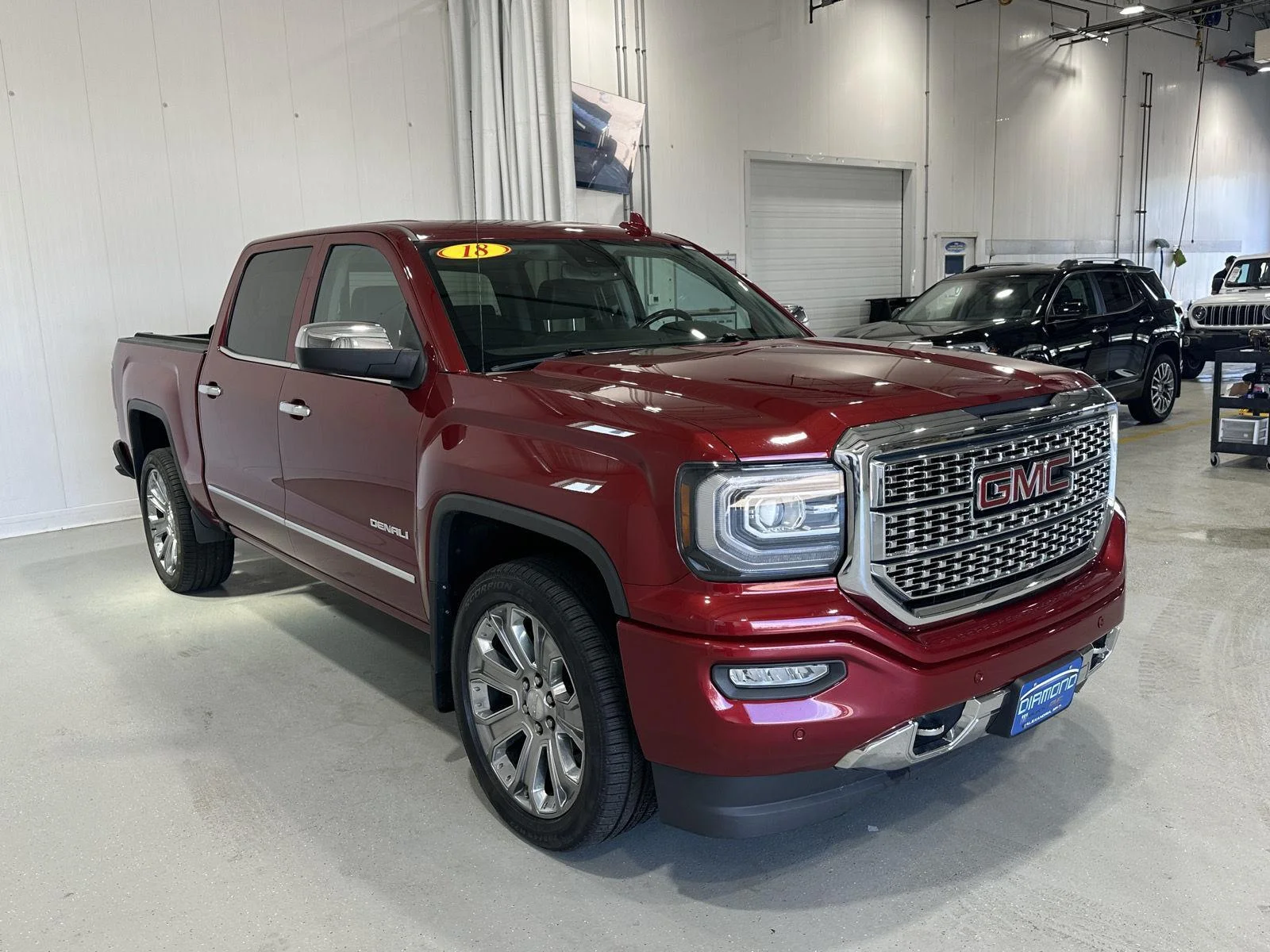 Used 2018 RED QUARTZ TINTCOAT GMC Denali image 7