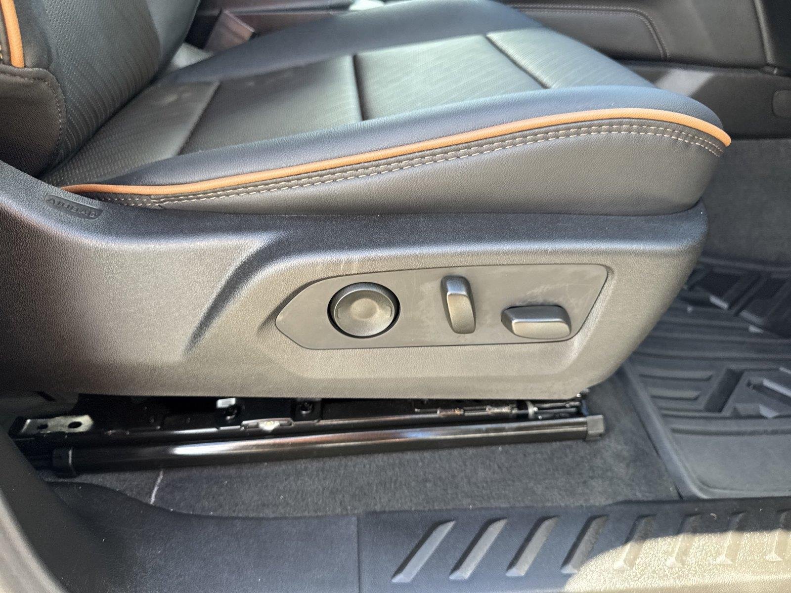 Used 2026 Onyx Black GMC AT4 image 35