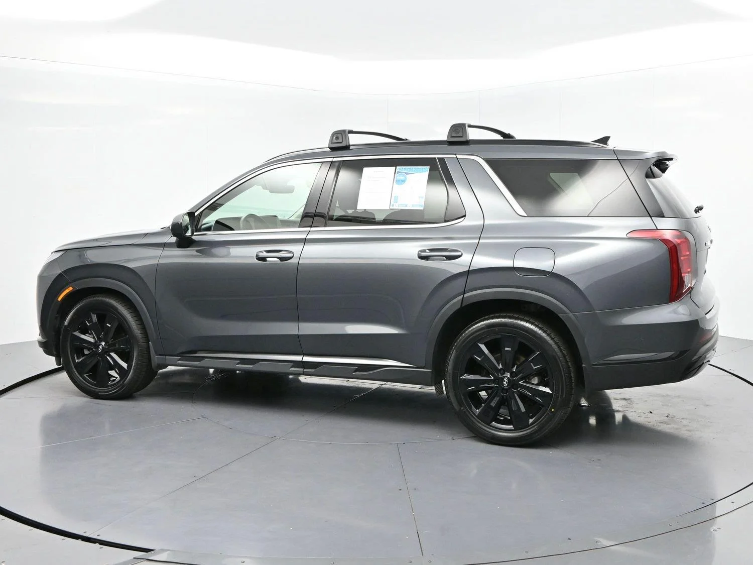 Used 2024 Gray Hyundai XRT image 4