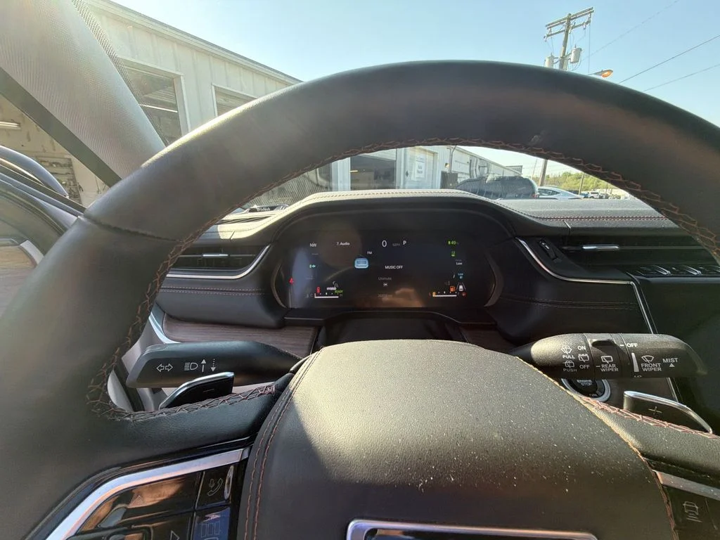 Used 2022 White Jeep Summit 4xe image 15