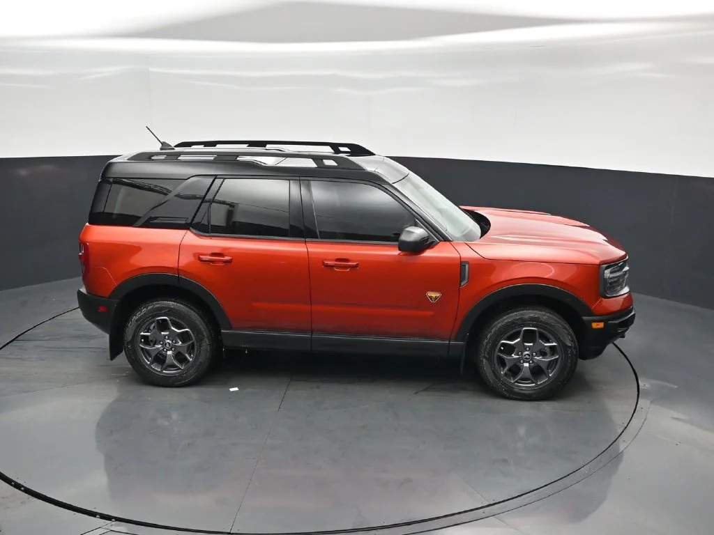 Used 2023 Red Ford Badlands image 48