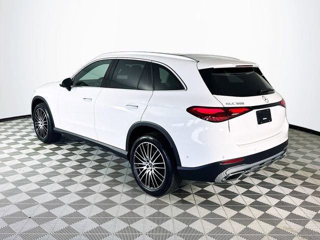 New 2026 Polar White Mercedes-Benz GLC 300 image 36