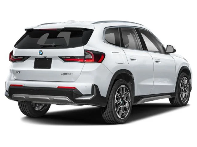 Used 2025 Alpine White BMW xDrive28i image 2