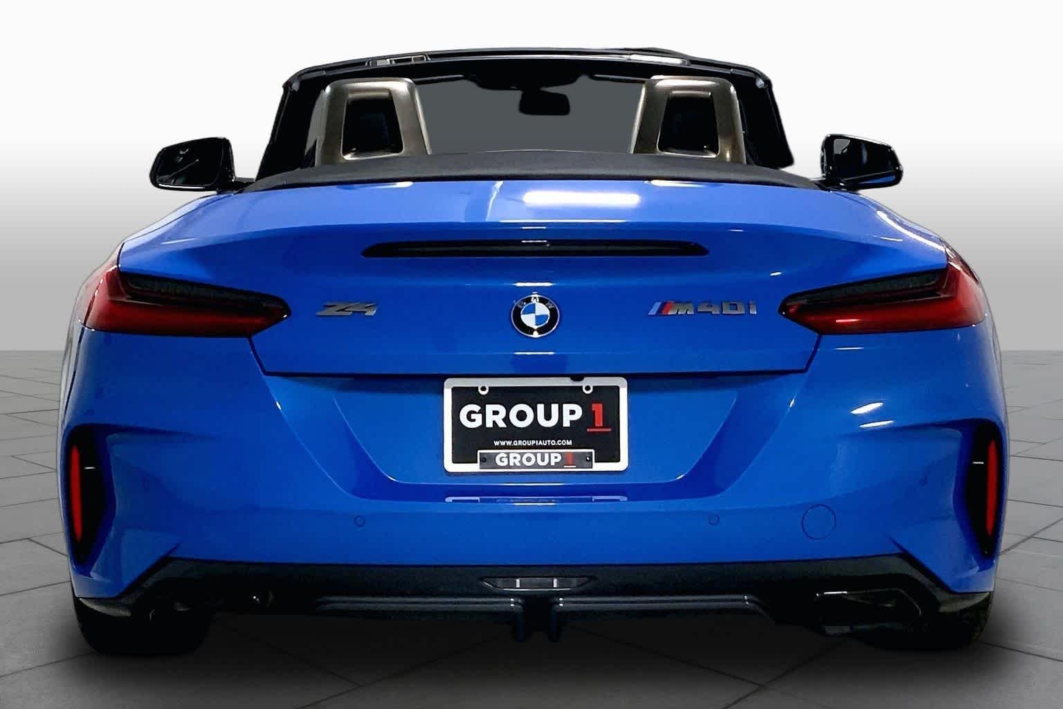 Used 2020 Misano Blue Metallic BMW sDriveM40i image 4