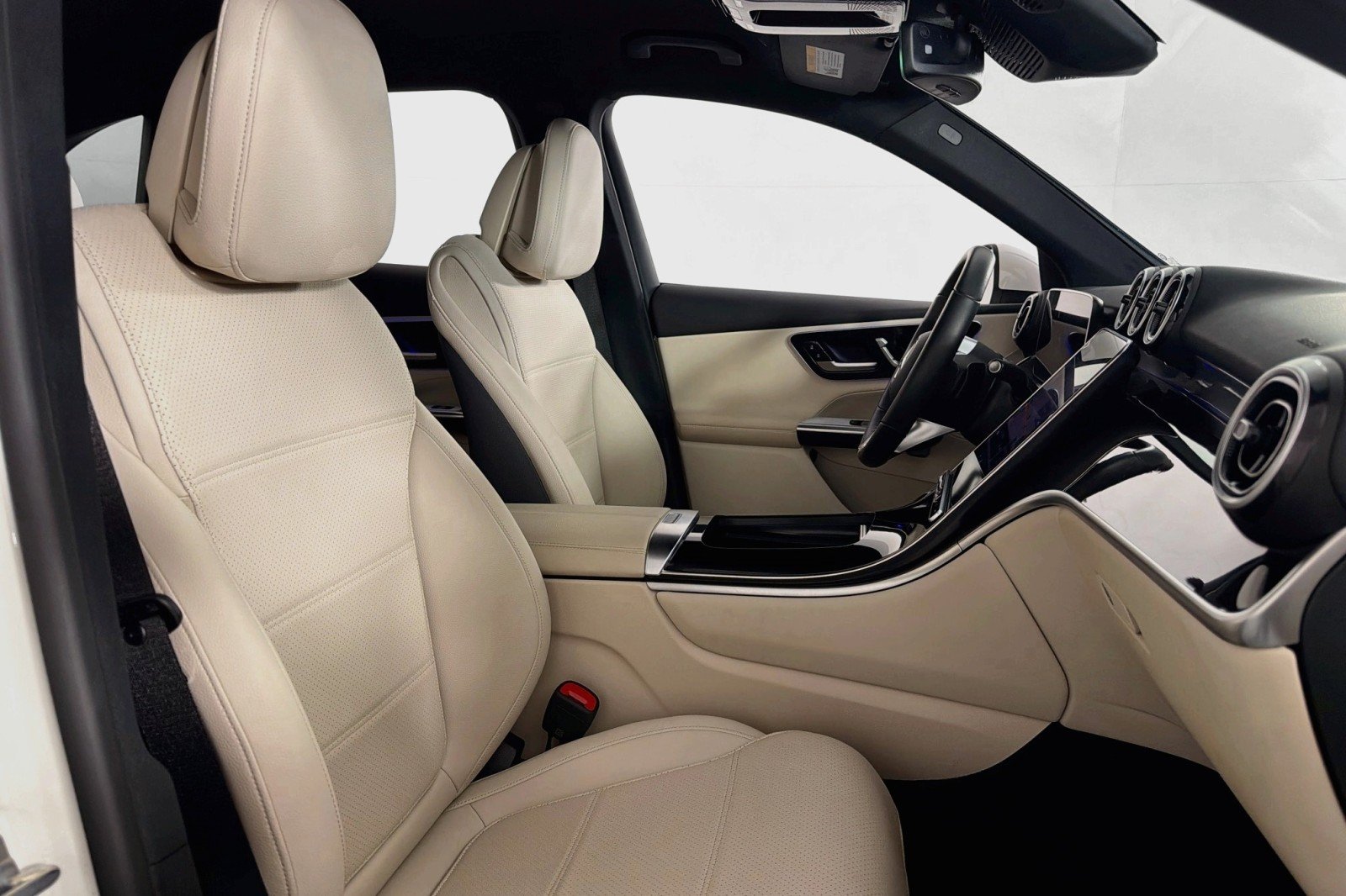 Certified Used 2025 Polar White Mercedes-Benz 350e image 8