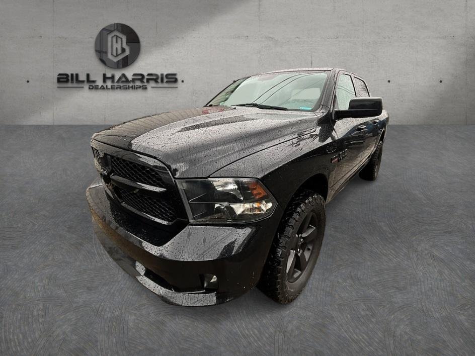 2017 RAM 1500 Express 4x4 Crew Cab 5'7's photo