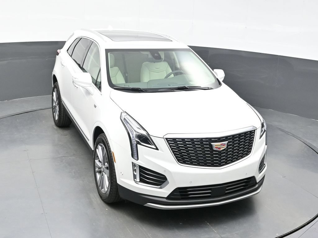 New 2026 Crystal White Tricoat Cadillac Premium Luxury image 27