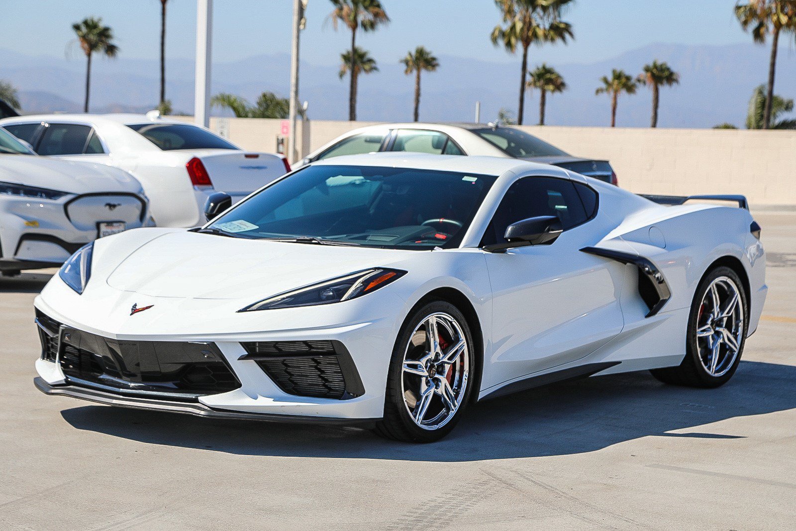 Used 2022 Arctic White Chevrolet Stingray image 3