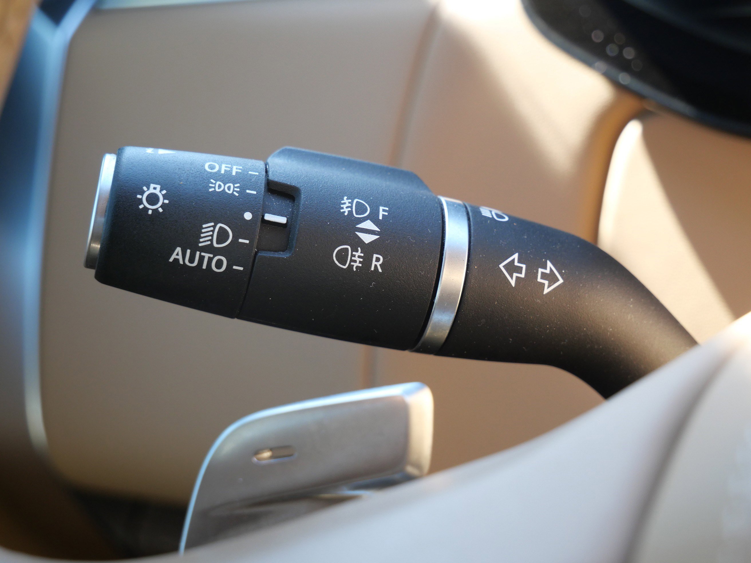 Used 2023 Black Land Rover Autobiography image 30