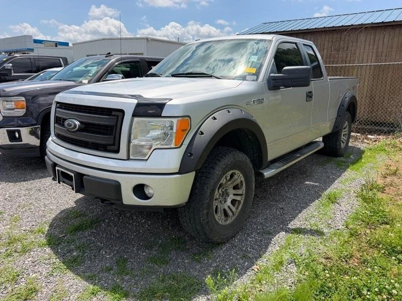 2013 Ford F-150 STX 4x4 SuperCab 145-in's photo