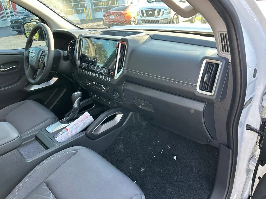 New 2026 Glacier White Nissan Crew Cab SV image 41