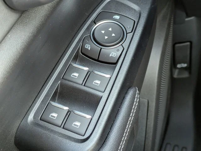 New 2026 Carbonized Gray Metallic Ford XLT image 23