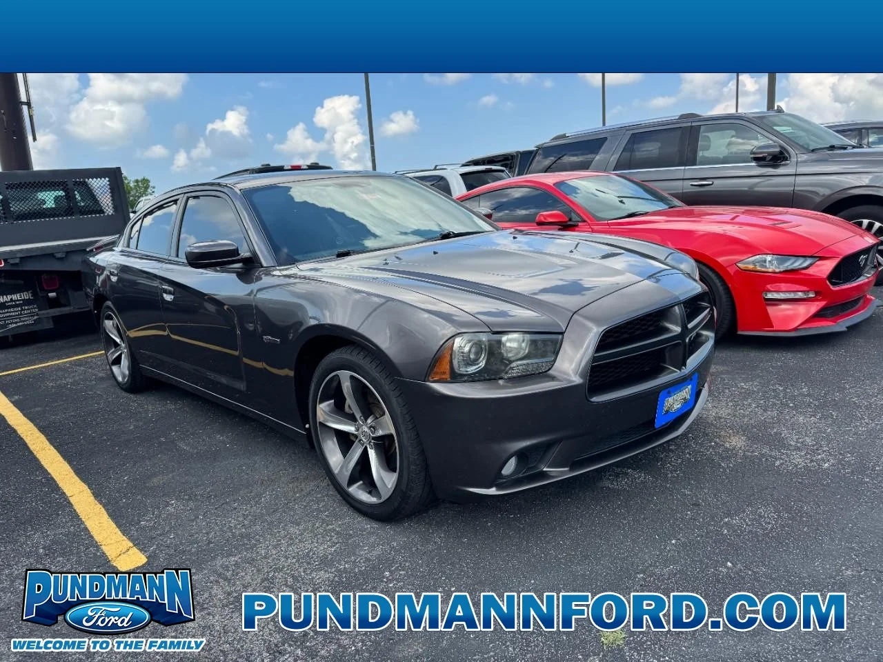Used 2014 Granite Crystal Clearcoat Metallic Dodge 4dr Sdn RT 100th Anniversary RWD image 1
