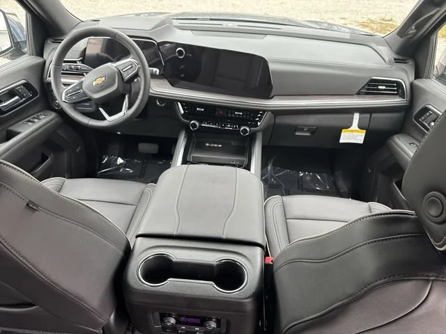 2026 Chevrolet Suburban Premier - Photo 32