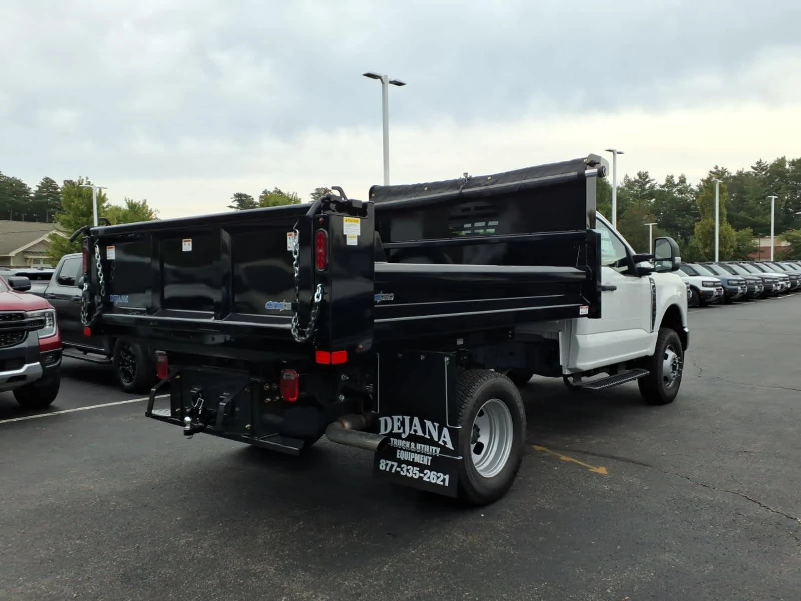 2026 Ford F-350 Super Duty Chassis Cab XL - Photo 27