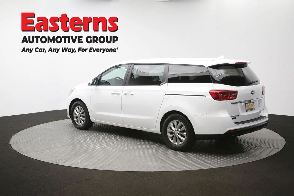 Used 2020 White Kia LX image 63